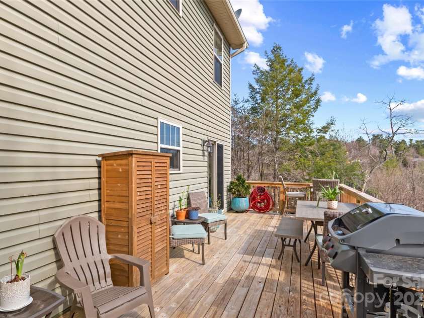 11 Mandy Lane, Weaverville, NC 28787.  MLS# CAR4234922, YatesRealty ID 4834. 