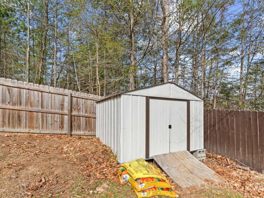 11 Mandy Lane, Weaverville, NC 28787.  MLS# CAR4234922, YatesRealty ID 4834. 