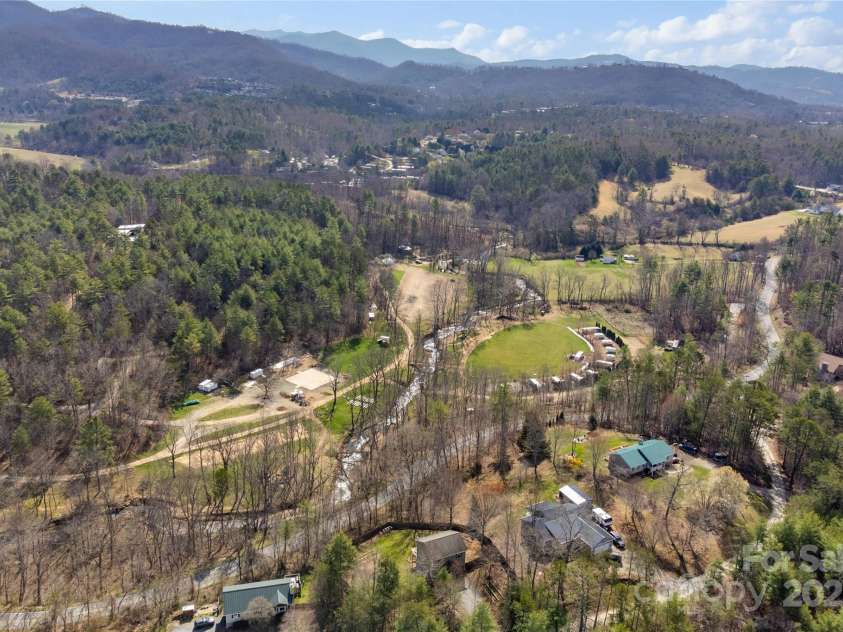 11 Mandy Lane, Weaverville, NC 28787.  MLS# CAR4234922, YatesRealty ID 4834. 
