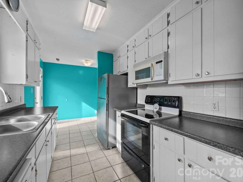 155 Park Villa Road, Salisbury, NC 28146.  MLS# CAR4328299, YatesRealty ID 4834. 