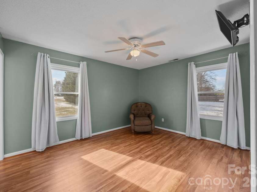 155 Park Villa Road, Salisbury, NC 28146.  MLS# CAR4328299, YatesRealty ID 4834. 