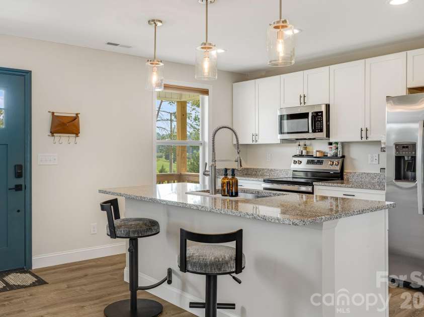 398 Point Hope Lane, Hendersonville, NC 28792.  MLS# CAR4420694, YatesRealty ID 48340. 