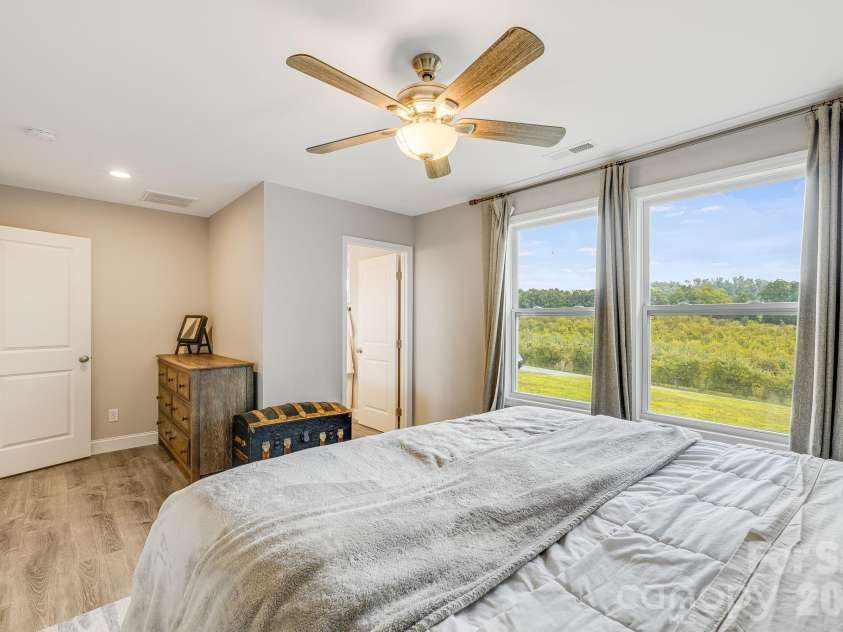 398 Point Hope Lane, Hendersonville, NC 28792.  MLS# CAR4420694, YatesRealty ID 48340. 