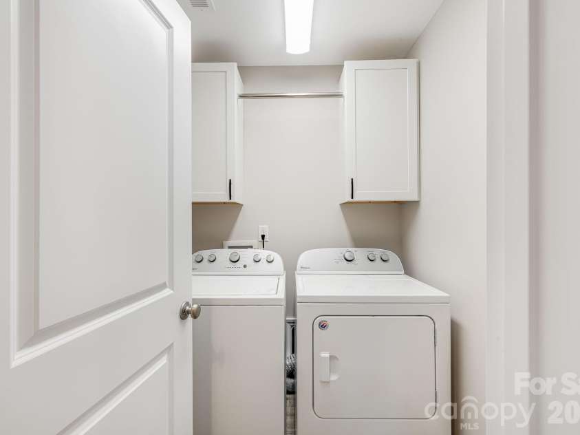 398 Point Hope Lane, Hendersonville, NC 28792.  MLS# CAR4420694, YatesRealty ID 48340. 