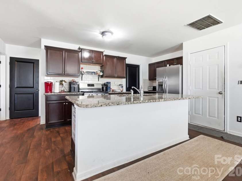 1718 Aldershot Court, Dallas, NC 28034.  MLS# CAR4420547, YatesRealty ID 48341. 