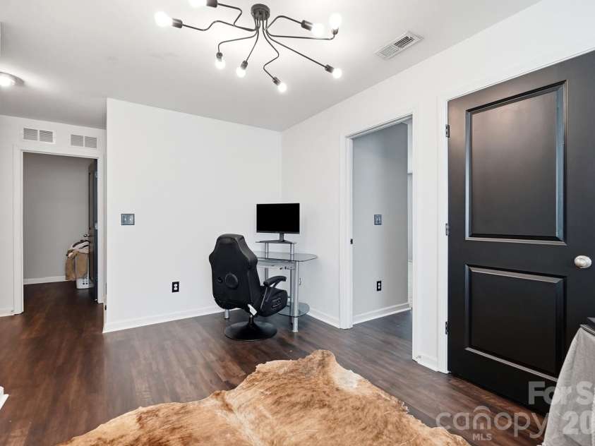 1718 Aldershot Court, Dallas, NC 28034.  MLS# CAR4420547, YatesRealty ID 48341. 