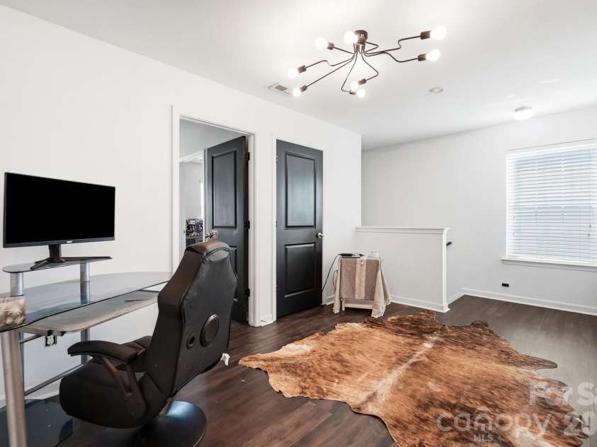 1718 Aldershot Court, Dallas, NC 28034.  MLS# CAR4420547, YatesRealty ID 48341. 