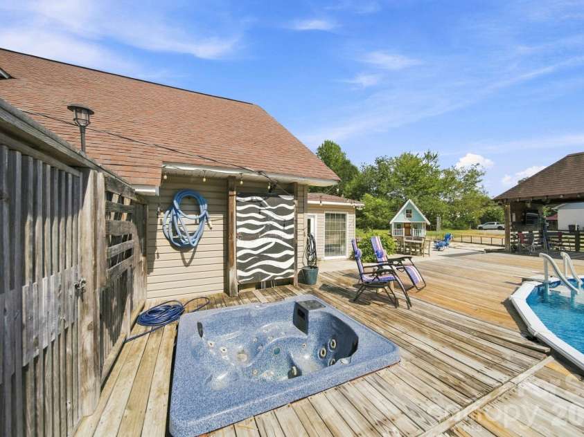 101 Raleigh Street, Stanfield, NC 28163.  MLS# CAR4420836, YatesRealty ID 48343. 