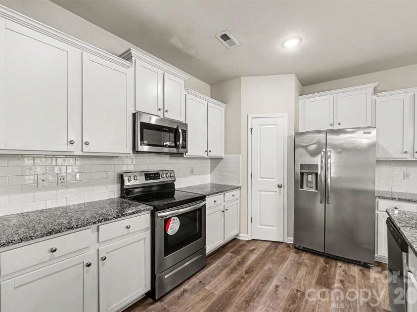 7323 Neal Road, Charlotte, NC 28262.  MLS# CAR4419170, YatesRealty ID 48344. 