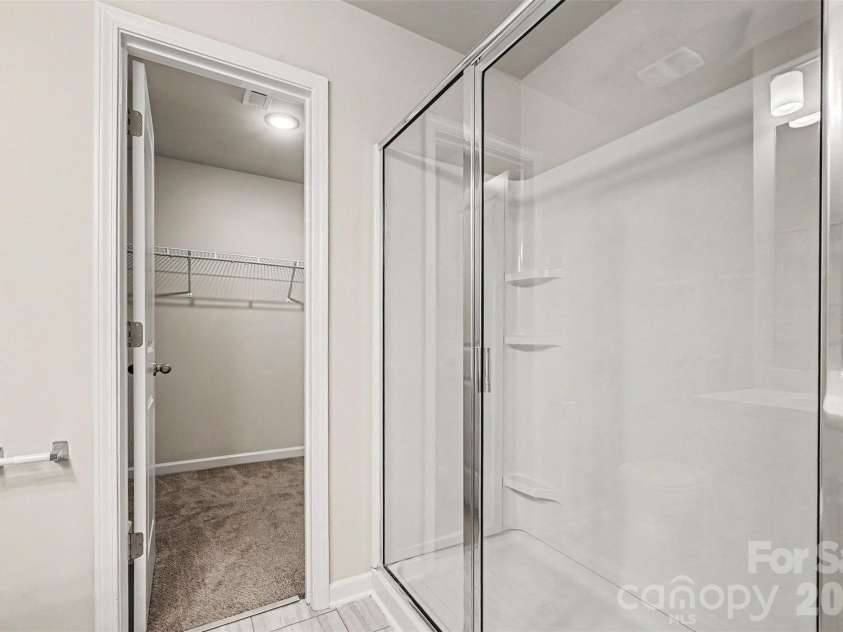 7323 Neal Road, Charlotte, NC 28262.  MLS# CAR4419170, YatesRealty ID 48344. 