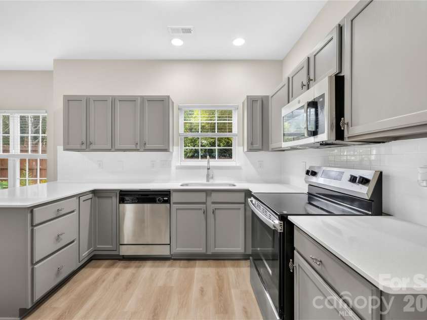11701 Kilpatrick Lane, Charlotte, NC 28277.  MLS# CAR4420375, YatesRealty ID 48345. 