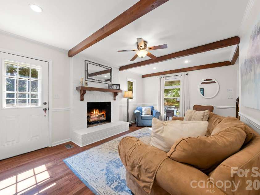 517 Forest Lane, Belmont, NC 28012.  MLS# CAR4419749, YatesRealty ID 48347. 