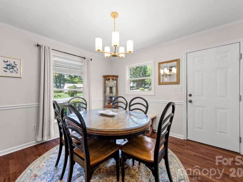 517 Forest Lane, Belmont, NC 28012.  MLS# CAR4419749, YatesRealty ID 48347. 