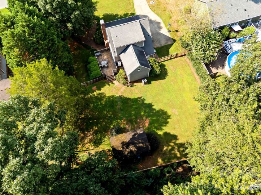 517 Forest Lane, Belmont, NC 28012.  MLS# CAR4419749, YatesRealty ID 48347. 