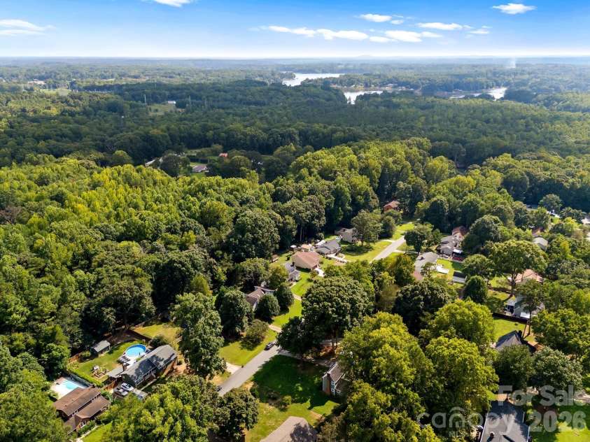 517 Forest Lane, Belmont, NC 28012.  MLS# CAR4419749, YatesRealty ID 48347. 