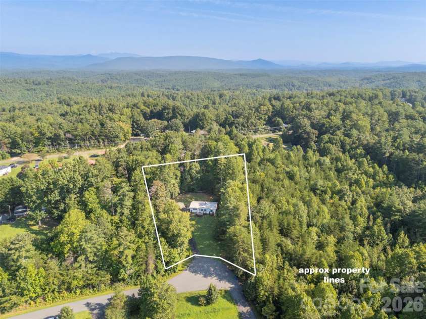 3011 Mill Race Court, Morganton, NC 28655.  MLS# CAR4420555, YatesRealty ID 48348. 
