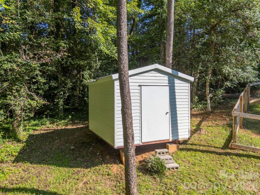 3011 Mill Race Court, Morganton, NC 28655.  MLS# CAR4420555, YatesRealty ID 48348. 