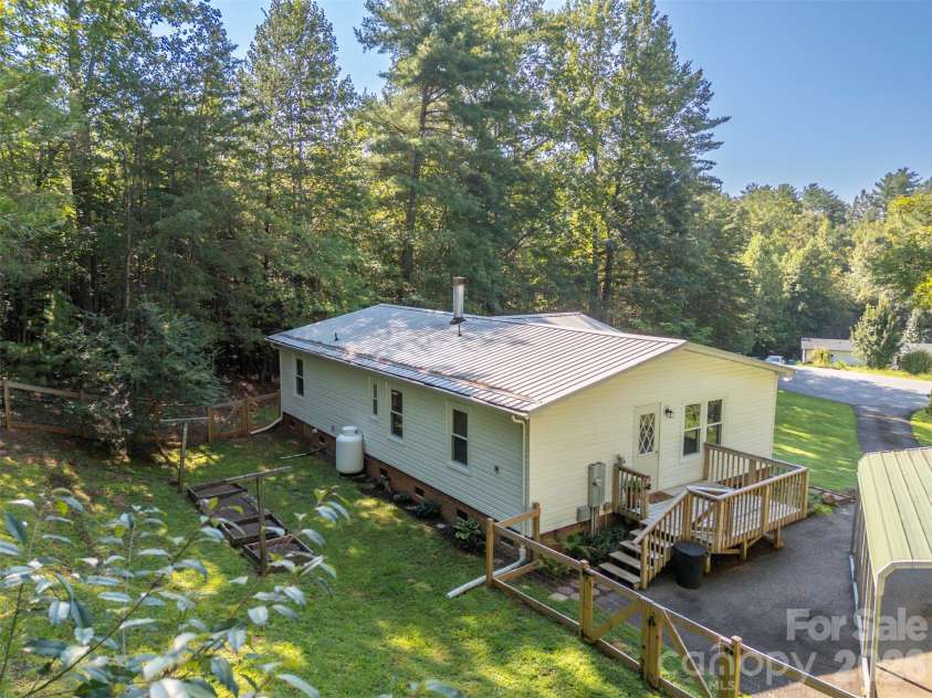 3011 Mill Race Court, Morganton, NC 28655.  MLS# CAR4420555, YatesRealty ID 48348. 
