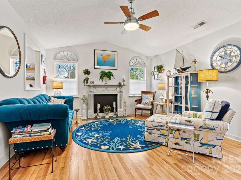 191 Oak Village Parkway, Mooresville, NC 28117.  MLS# CAR4197215, YatesRealty ID 4835. 