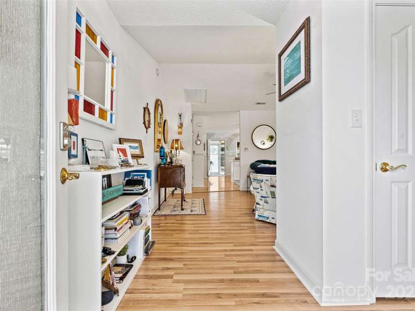 191 Oak Village Parkway, Mooresville, NC 28117.  MLS# CAR4197215, YatesRealty ID 4835. Welcome Home!
