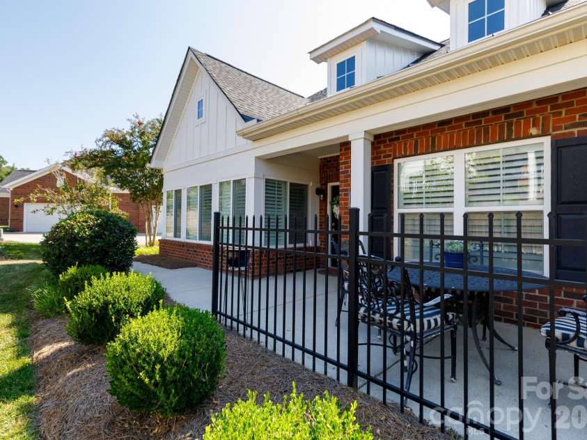 399 Quinby Way, Rock Hill, SC 29732.  MLS# CAR4420765, YatesRealty ID 48350. 