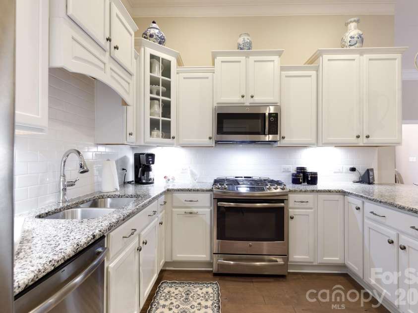 399 Quinby Way, Rock Hill, SC 29732.  MLS# CAR4420765, YatesRealty ID 48350. 