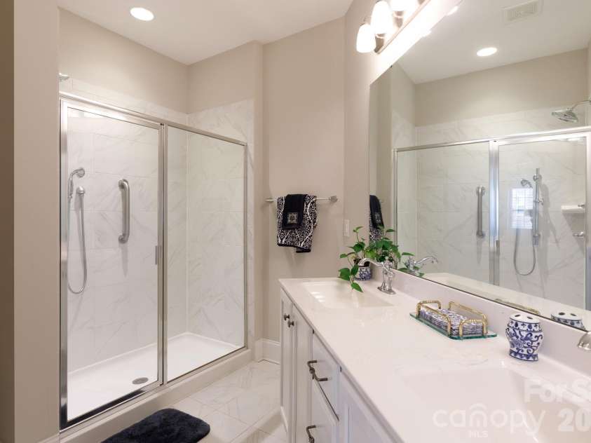 399 Quinby Way, Rock Hill, SC 29732.  MLS# CAR4420765, YatesRealty ID 48350. 