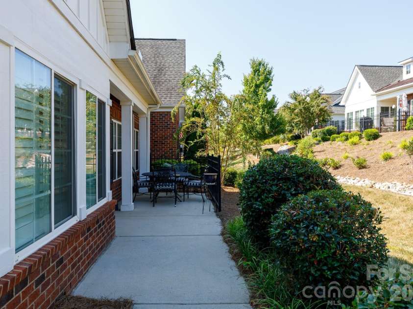 399 Quinby Way, Rock Hill, SC 29732.  MLS# CAR4420765, YatesRealty ID 48350. 