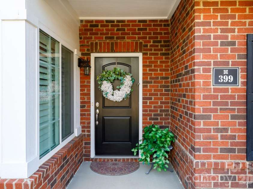 399 Quinby Way, Rock Hill, SC 29732.  MLS# CAR4420765, YatesRealty ID 48350. 