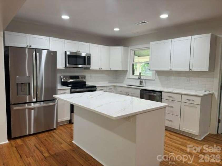 1911 Wall Street, Morganton, NC 28655.  MLS# CAR4420791, YatesRealty ID 48352. 