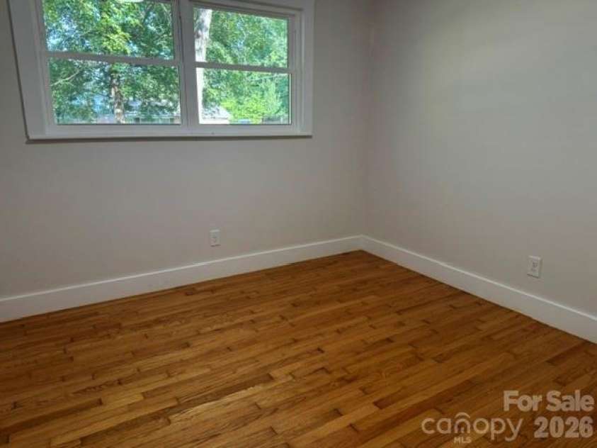 1911 Wall Street, Morganton, NC 28655.  MLS# CAR4420791, YatesRealty ID 48352. 