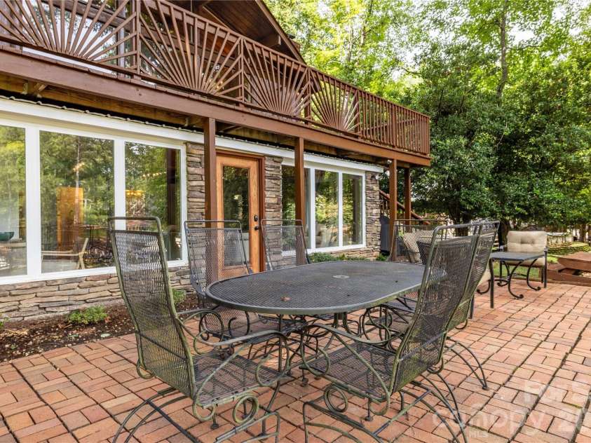 825 Emerald Shores Road, Mount Gilead, NC 27306.  MLS# CAR4420391, YatesRealty ID 48353. 
