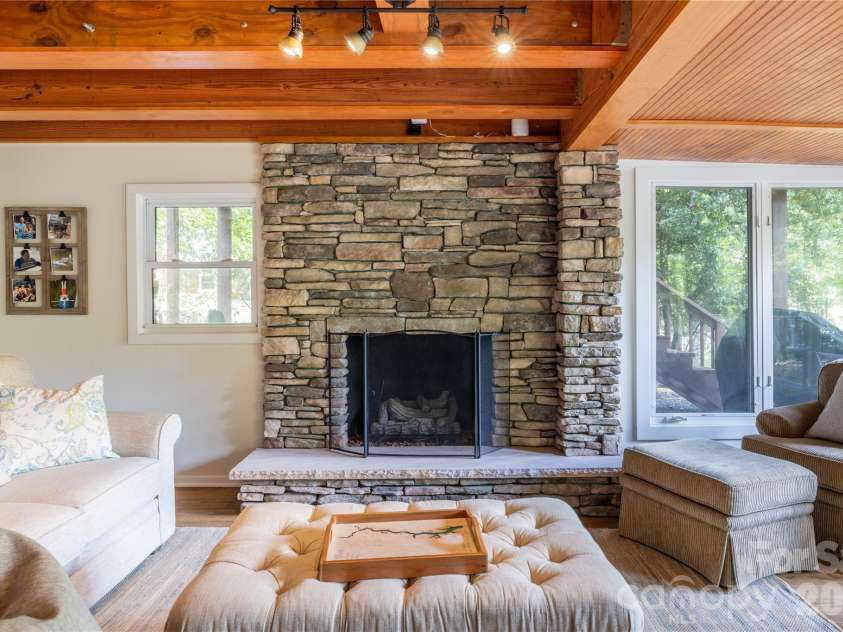 825 Emerald Shores Road, Mount Gilead, NC 27306.  MLS# CAR4420391, YatesRealty ID 48353. 