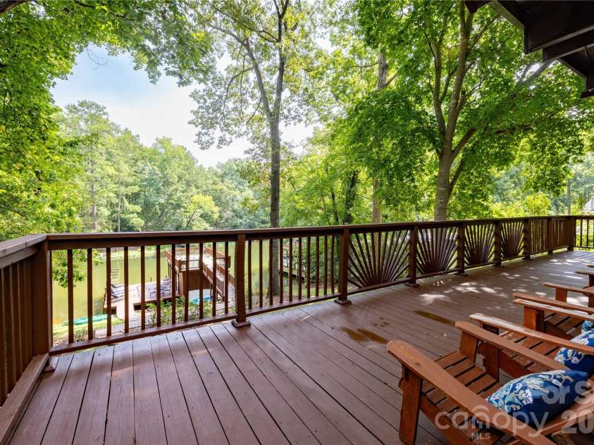 825 Emerald Shores Road, Mount Gilead, NC 27306.  MLS# CAR4420391, YatesRealty ID 48353. 