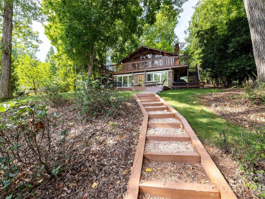 825 Emerald Shores Road, Mount Gilead, NC 27306.  MLS# CAR4420391, YatesRealty ID 48353. 