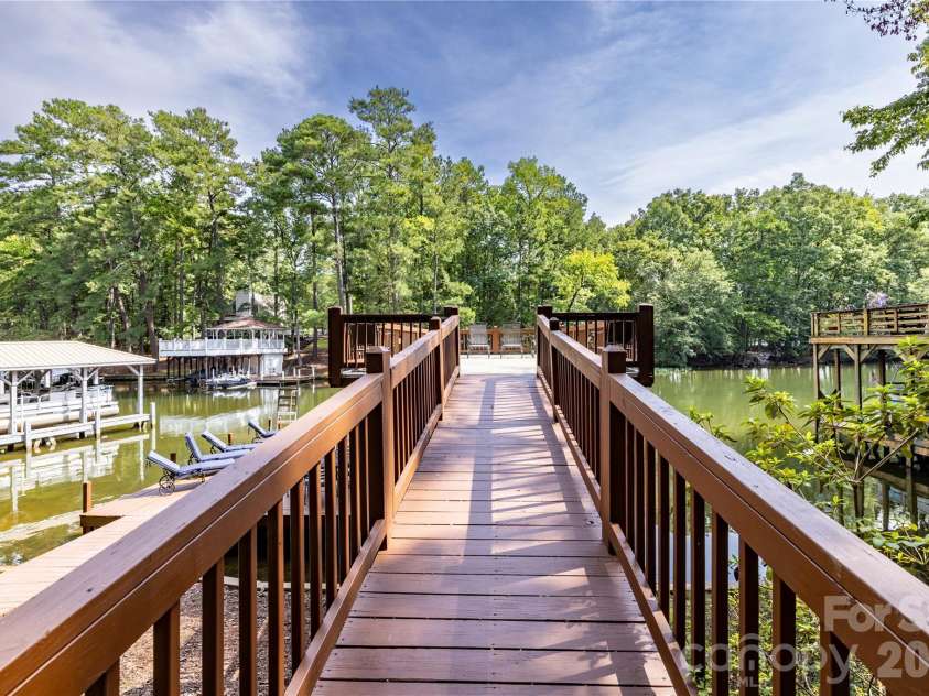 825 Emerald Shores Road, Mount Gilead, NC 27306.  MLS# CAR4420391, YatesRealty ID 48353. 