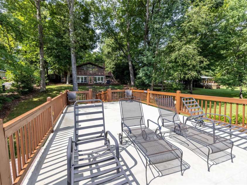 825 Emerald Shores Road, Mount Gilead, NC 27306.  MLS# CAR4420391, YatesRealty ID 48353. 