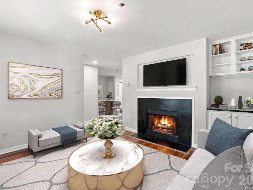 525 Olmsted Park Place, Charlotte, NC 28203.  MLS# CAR4419927, YatesRealty ID 48354. 