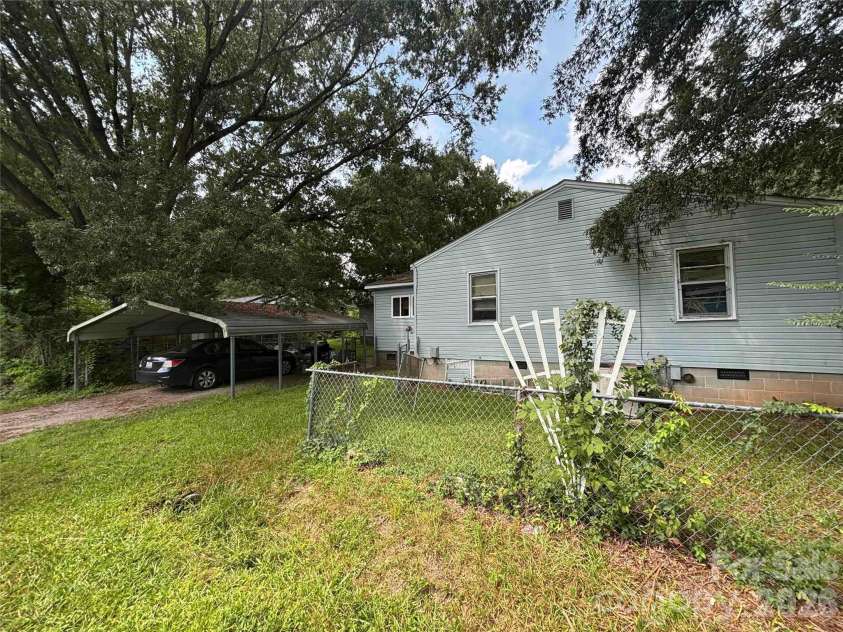 2721 Puritan Street, Gastonia, NC 28052.  MLS# CAR4420950, YatesRealty ID 48355. 