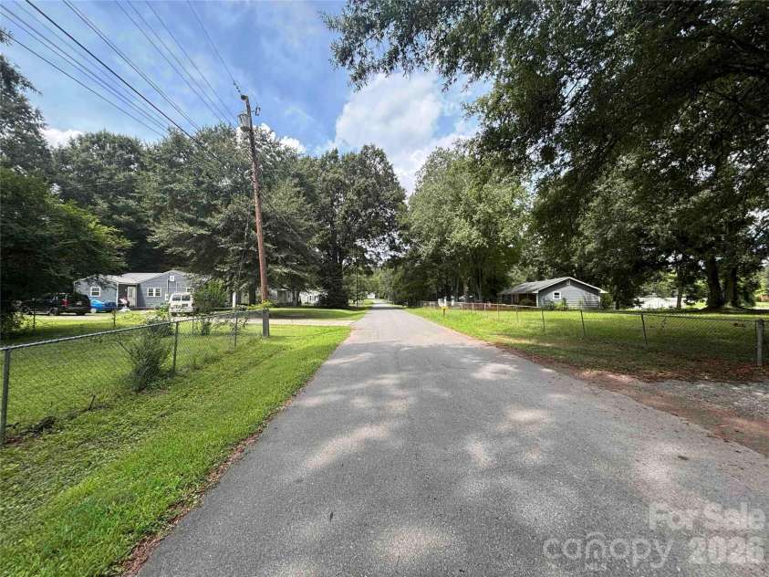 2721 Puritan Street, Gastonia, NC 28052.  MLS# CAR4420950, YatesRealty ID 48355. 