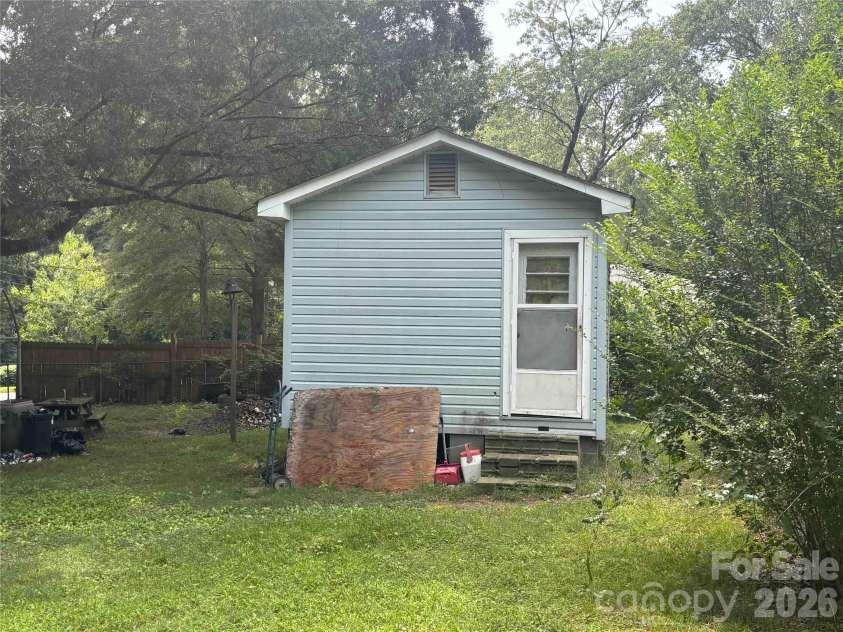 2721 Puritan Street, Gastonia, NC 28052.  MLS# CAR4420950, YatesRealty ID 48355. 
