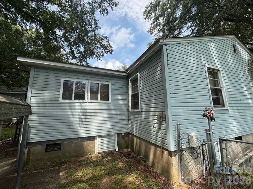 2721 Puritan Street, Gastonia, NC 28052.  MLS# CAR4420950, YatesRealty ID 48355. 