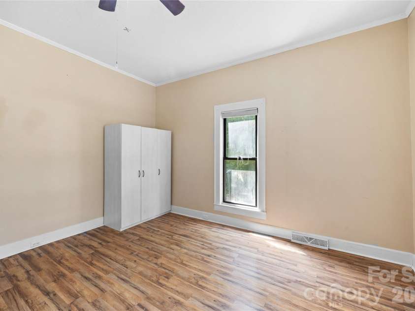 513 Edgemont Street, Albemarle, NC 28001.  MLS# CAR4420749, YatesRealty ID 48356. 