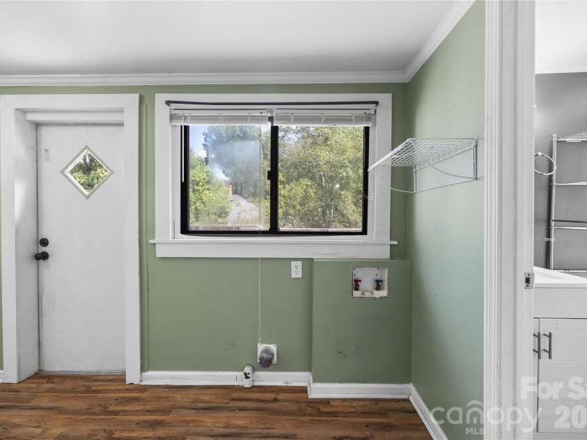 513 Edgemont Street, Albemarle, NC 28001.  MLS# CAR4420749, YatesRealty ID 48356. 