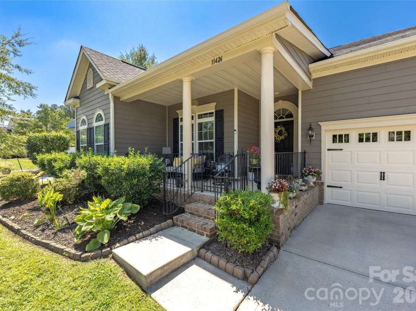11426 Warfield Avenue, Huntersville, NC 28078.  MLS# CAR4420071, YatesRealty ID 48358. 