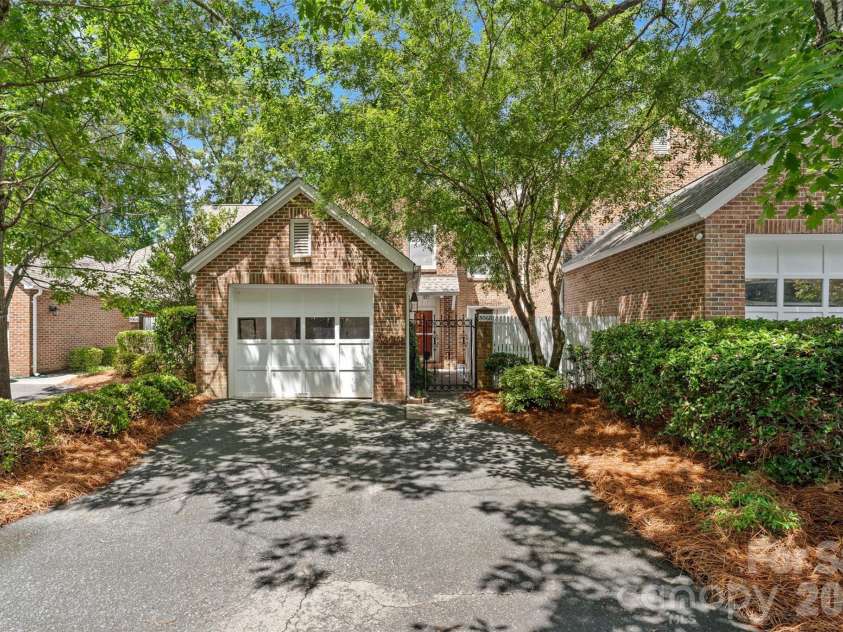 806 Colony Oaks Drive, Monroe, NC 28112.  MLS# CAR4395392, YatesRealty ID 4836. 