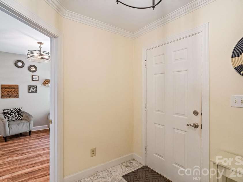 806 Colony Oaks Drive, Monroe, NC 28112.  MLS# CAR4395392, YatesRealty ID 4836. 