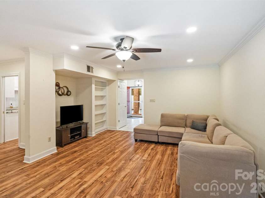 806 Colony Oaks Drive, Monroe, NC 28112.  MLS# CAR4395392, YatesRealty ID 4836. 