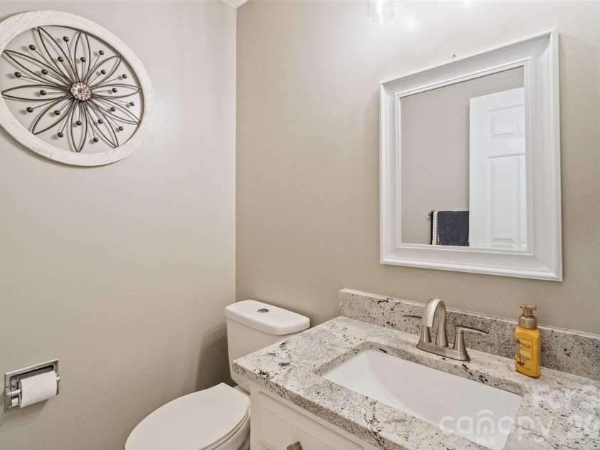 806 Colony Oaks Drive, Monroe, NC 28112.  MLS# CAR4395392, YatesRealty ID 4836. 