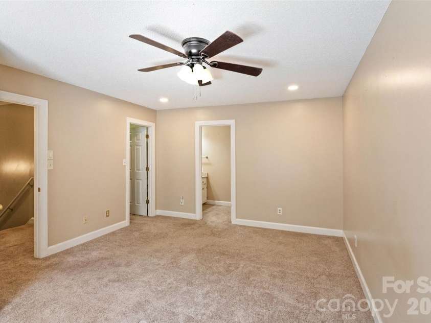 806 Colony Oaks Drive, Monroe, NC 28112.  MLS# CAR4395392, YatesRealty ID 4836. 
